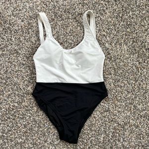 GAP black and white swim suit. Size medium